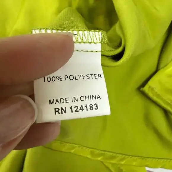 Jon & Anna Green Satin Button Down Blouse Size L Hi-Low Hem - Picture 5 of 8